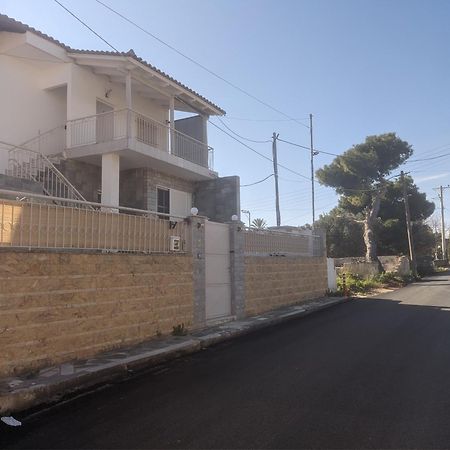 La Vita Apartments-Near Airport & Sea Артеміда Екстер'єр фото