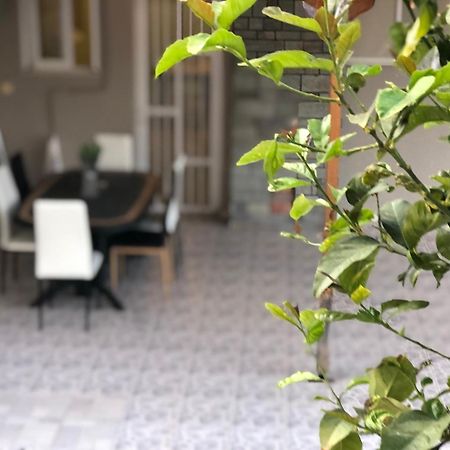La Vita Apartments-Near Airport & Sea Артеміда Номер фото