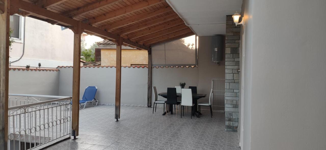 La Vita Apartments-Near Airport & Sea Артеміда Номер фото
