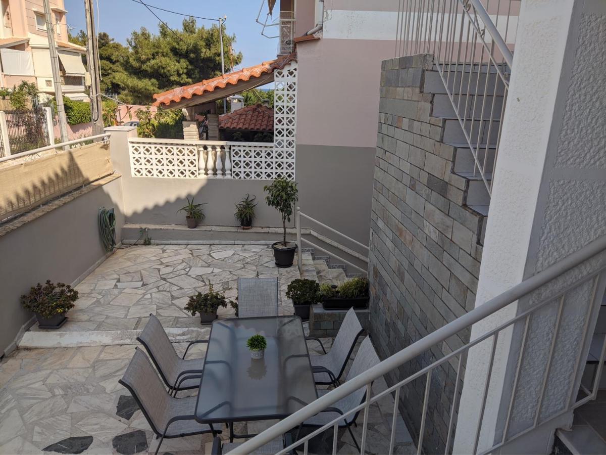 La Vita Apartments-Near Airport & Sea Артеміда Екстер'єр фото
